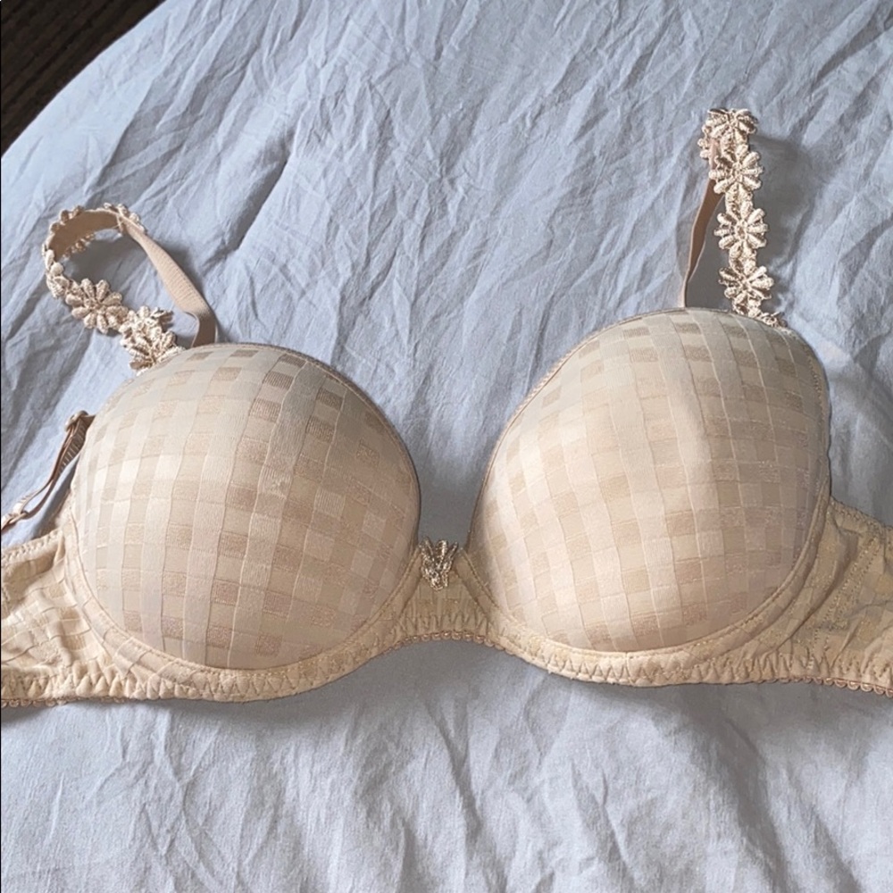 34 B Marie Joe Nude Bra With Flower Straps Gem